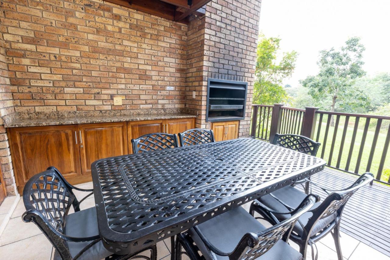Legend Safaris 257A - In Kruger Park Lodge Hazyview Extérieur photo